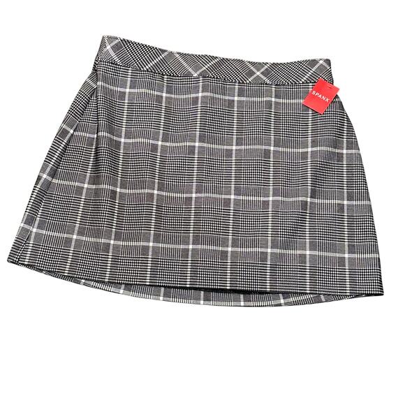 SPANX Dresses & Skirts - Spanx NWT Perfect Mini Skirt in Classic Plaid - size XL